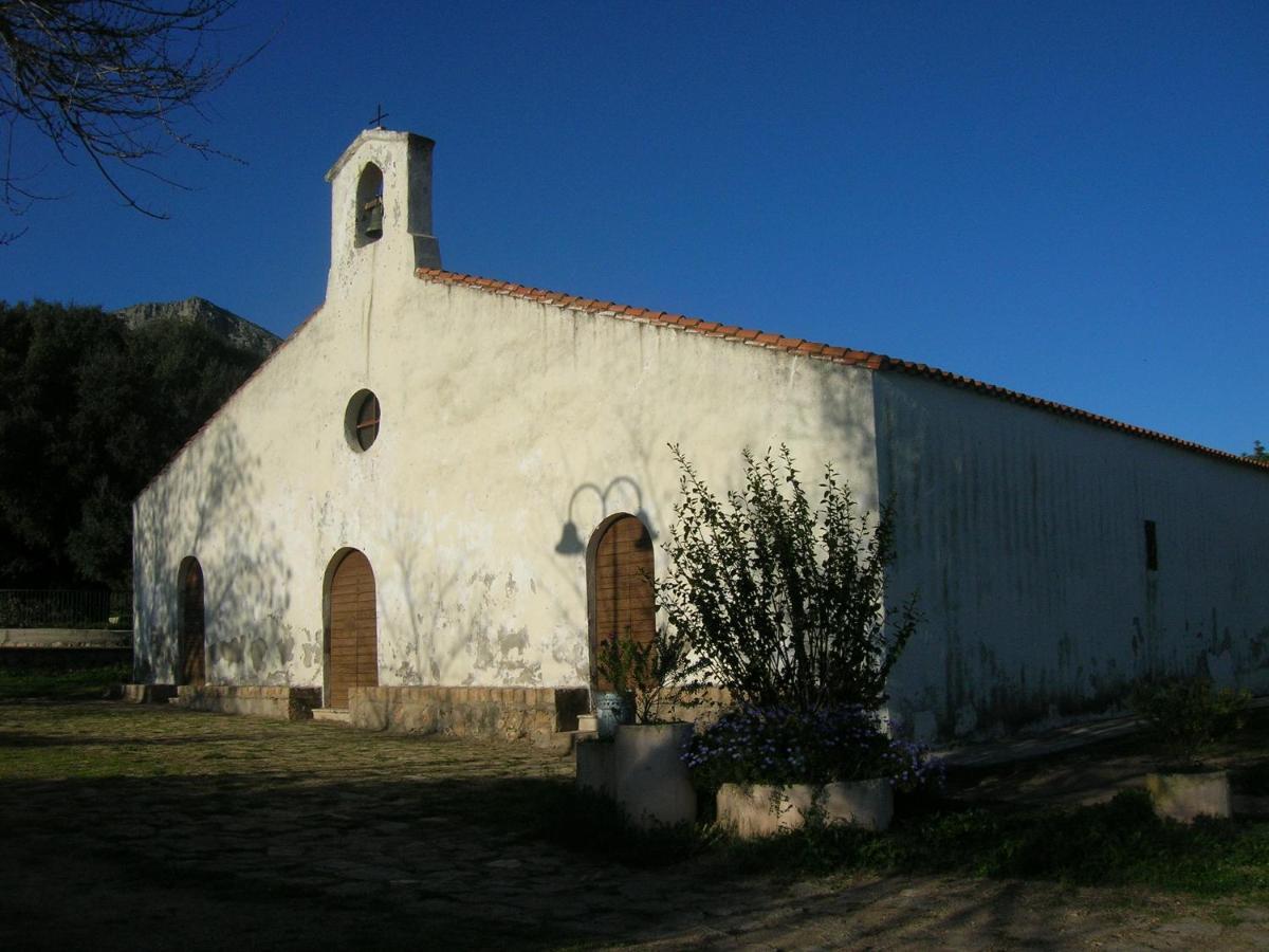 Le Villette Santa Maria Navarrese Eksteriør billede